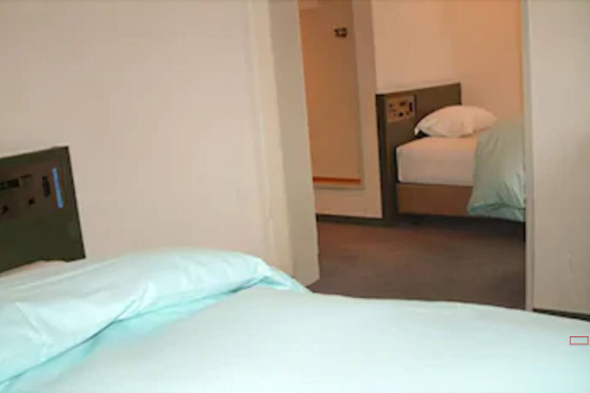 Down duvets, free WiFi