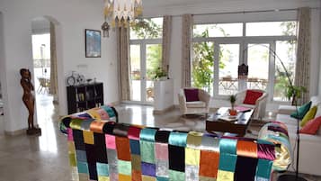 Lounge lobi