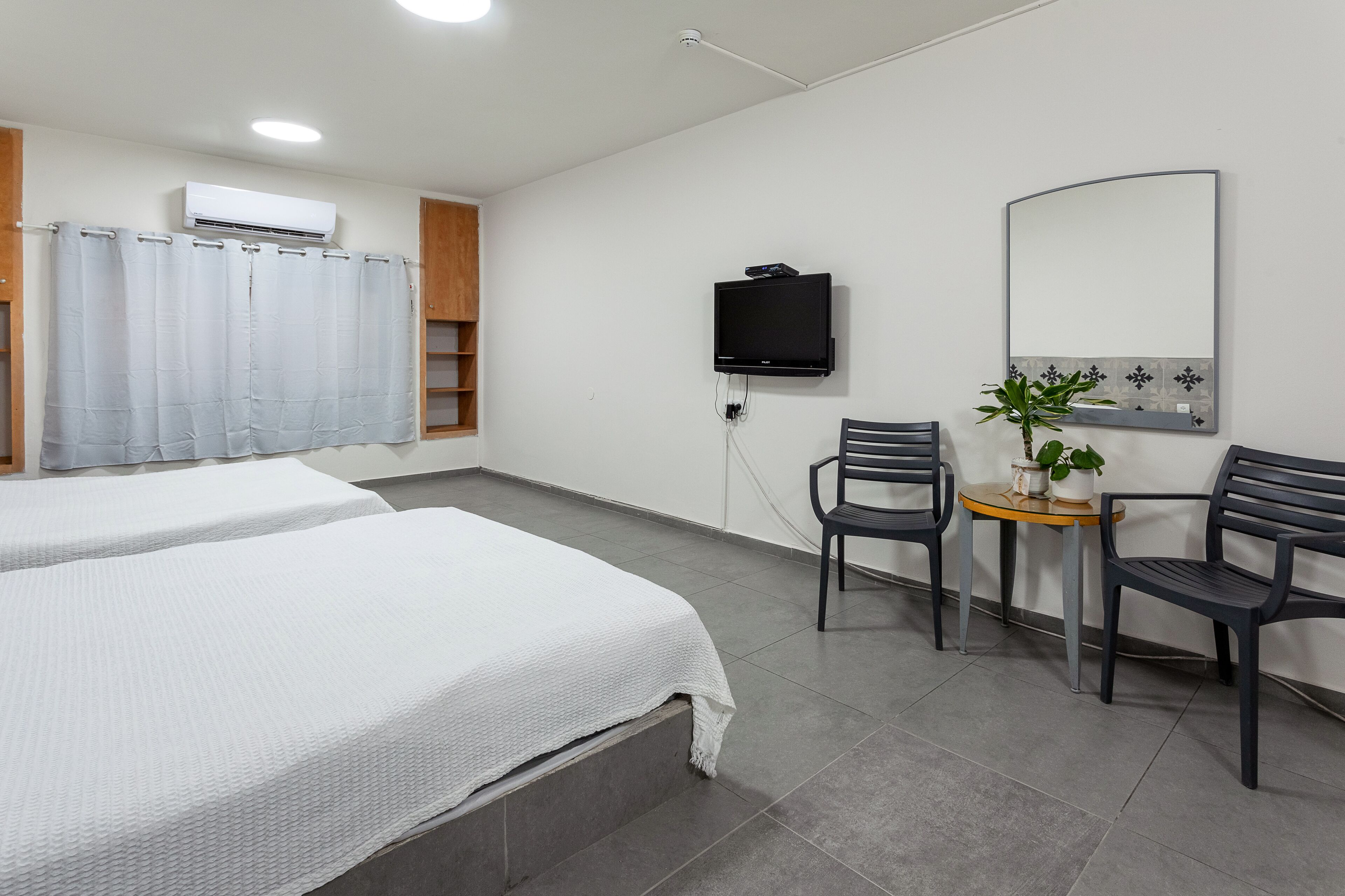 Foto - Little Prince Hostel-5 Min Walk To The Beach