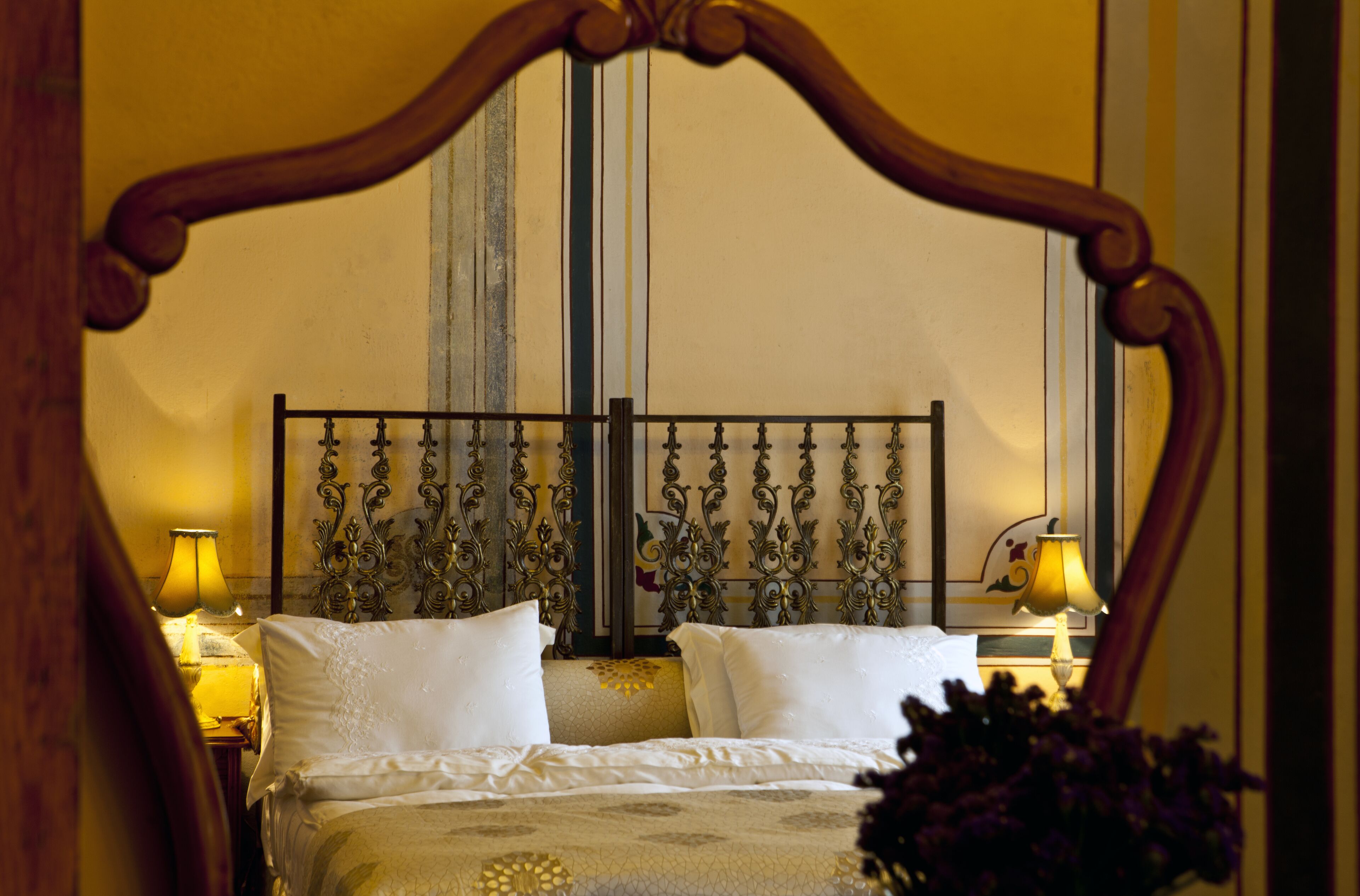 standard tek buyuk yatakli oda | room amenity