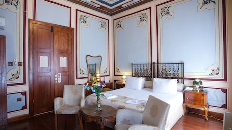Comfort Tek Büyük Yatakli Oda | 1 bedroom, premium bedding, minibar, in-room safe