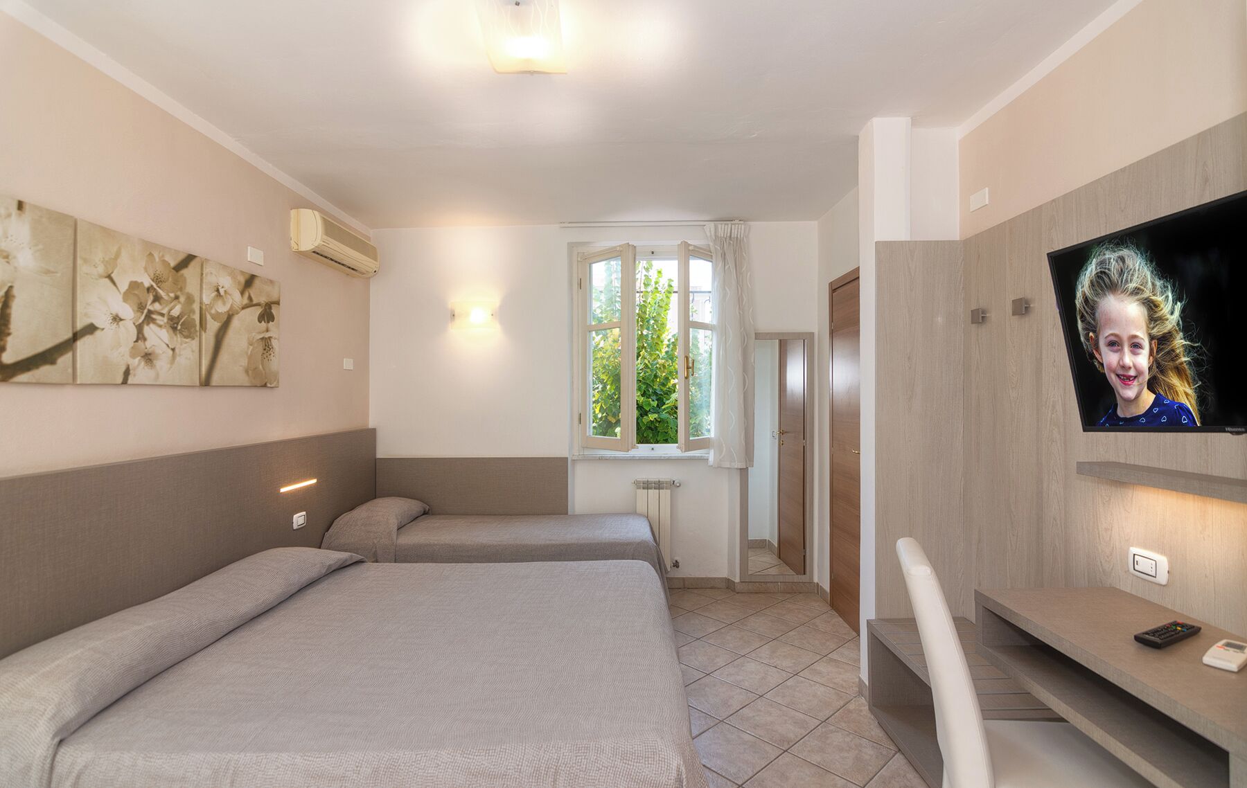 Minibar, in-room safe, desk, laptop workspace