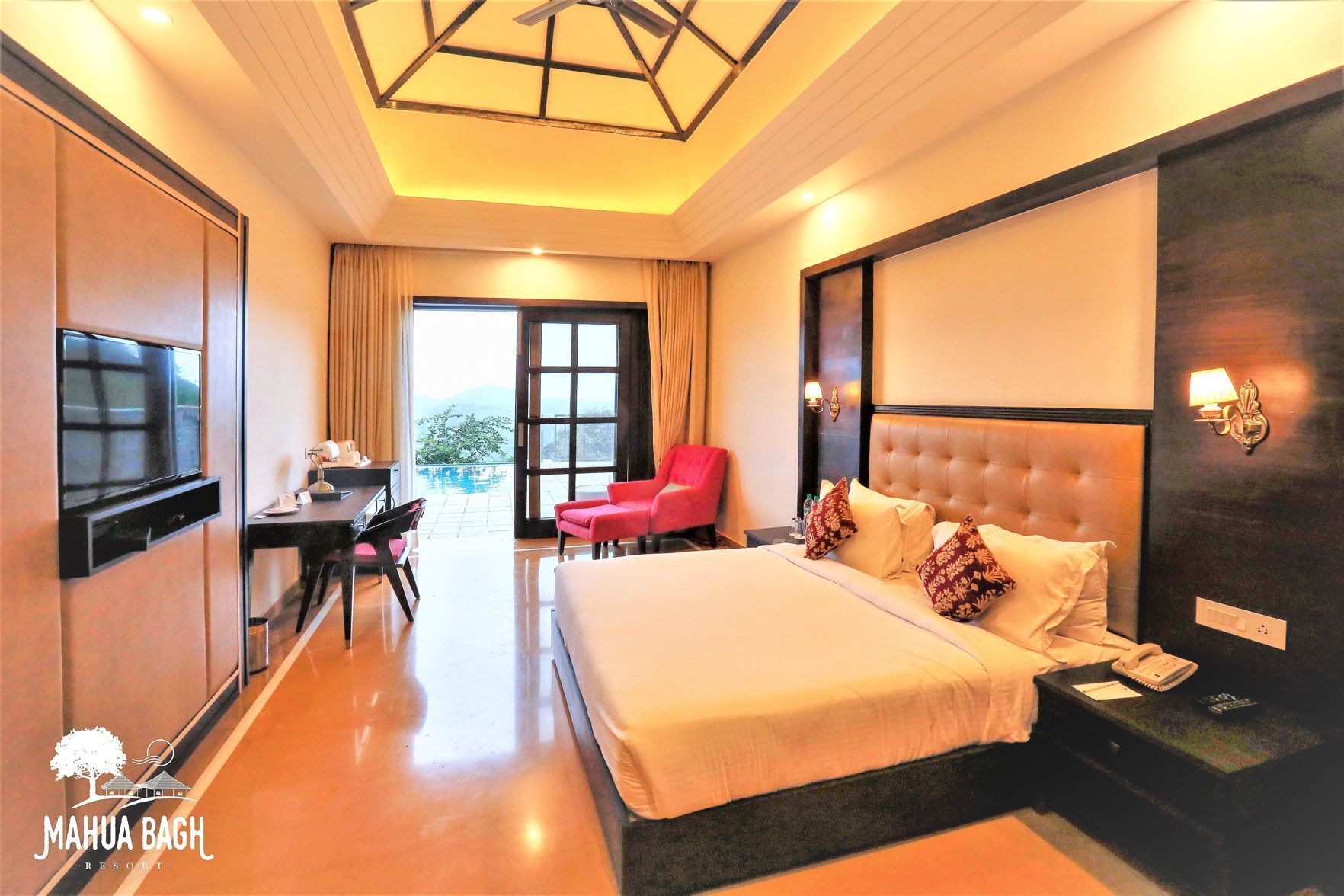 Ropa de cama de alta calidad y minibar 