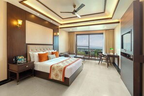 Ropa de cama de alta calidad y minibar 