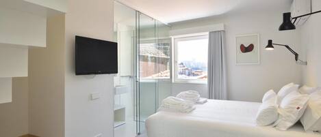 아파트, 침실 1개 (José Pedro Croft) | 1 개의 침실, 미니바, 책상, 방음 설비