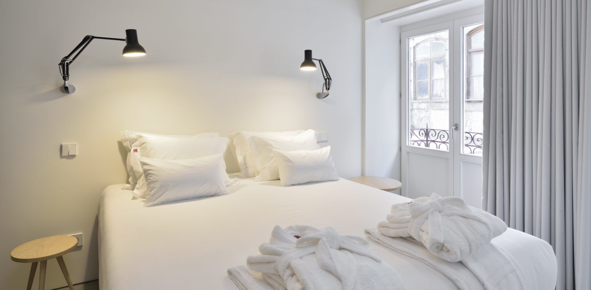 1 soverom, minibar, skrivebord og lydisolert