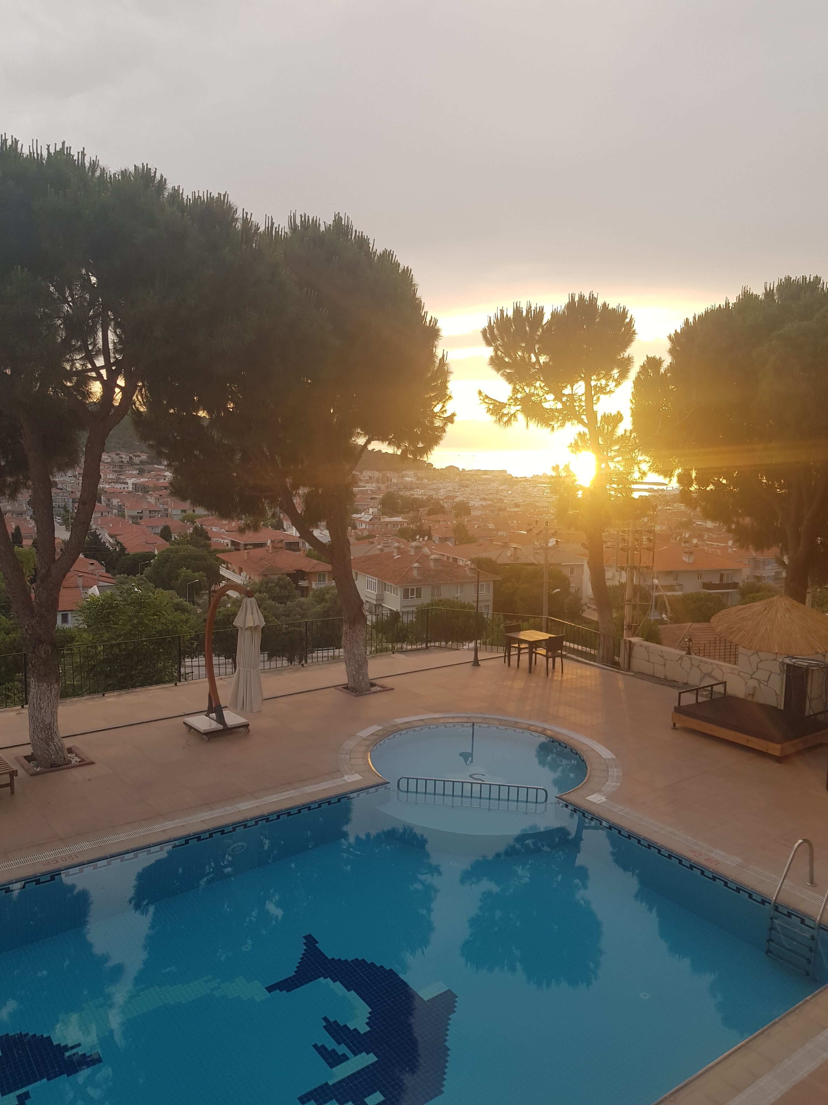 Minibar, in-room safe, desk, soundproofing