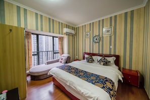 Chambre Double | Literie de qualité supérieure, surmatelas, minibar, bureau