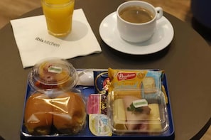 Daily buffet breakfast for a fee