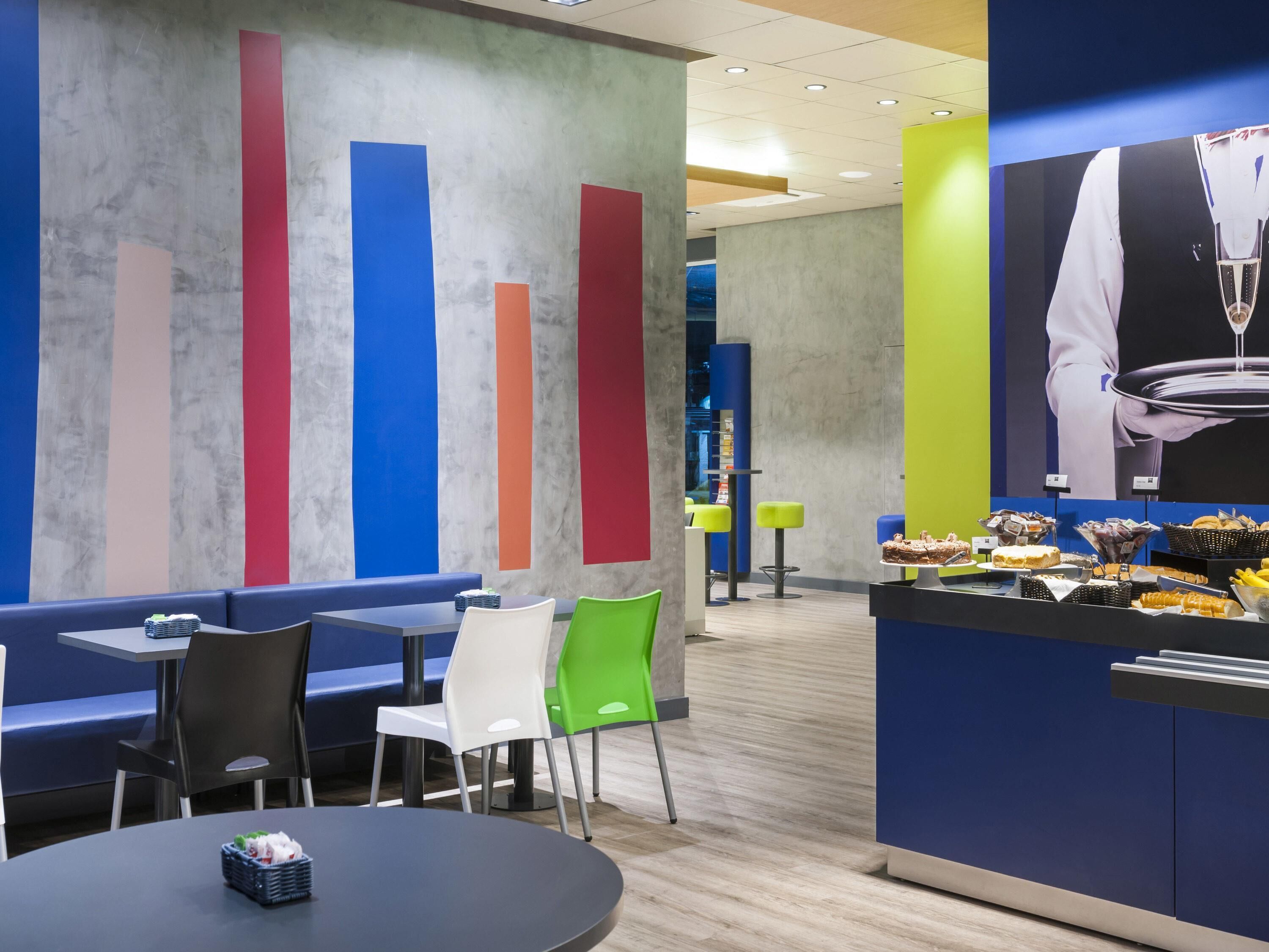 daily buffet breakfast (brl 50 per person)