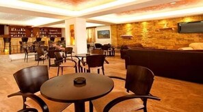 Lobby sitting area - Philoxenia Hotel (Kalymnos)