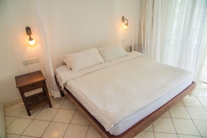 Deluxe Cottage | Premium bedding, in-room safe, individually decorated - Nyali Beach Holiday Resort (Mombasa)