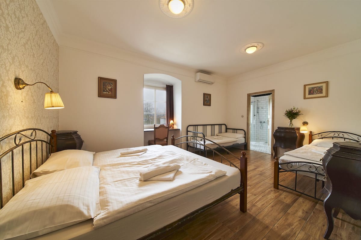 Quadruple Room, Ensuite