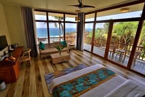 Suite Panoramique | Coin séjour | Télévision à écran plat