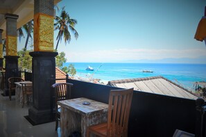 View from property - Deva Devi Beach Inn (Penida Island)