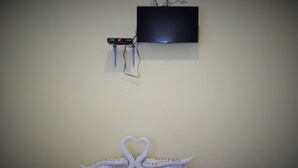 Unclassified image, 3 of 29, button - Deva Devi Beach Inn (Penida Island)