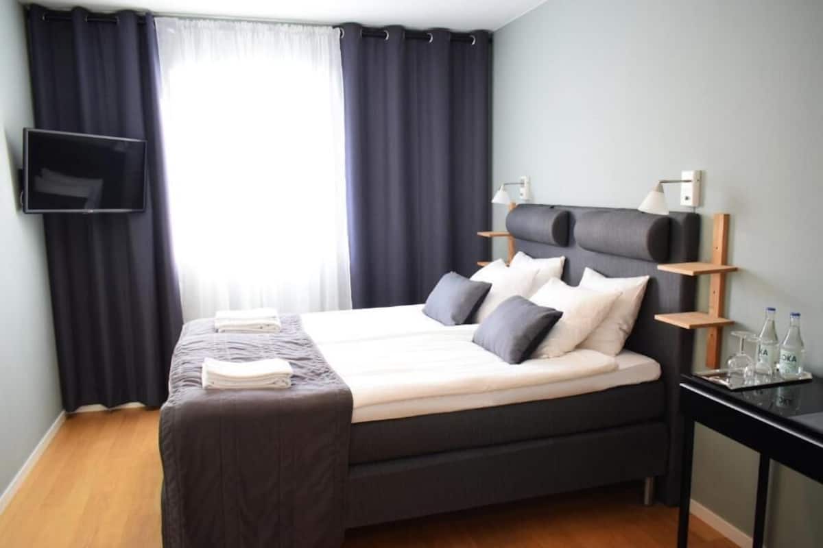 Double or Twin Room with private WC, shared shower | Desk, laptop workspace, blackout drapes, iron/ironing board