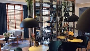 Breakfast and lunch served, Scandinavian cuisine