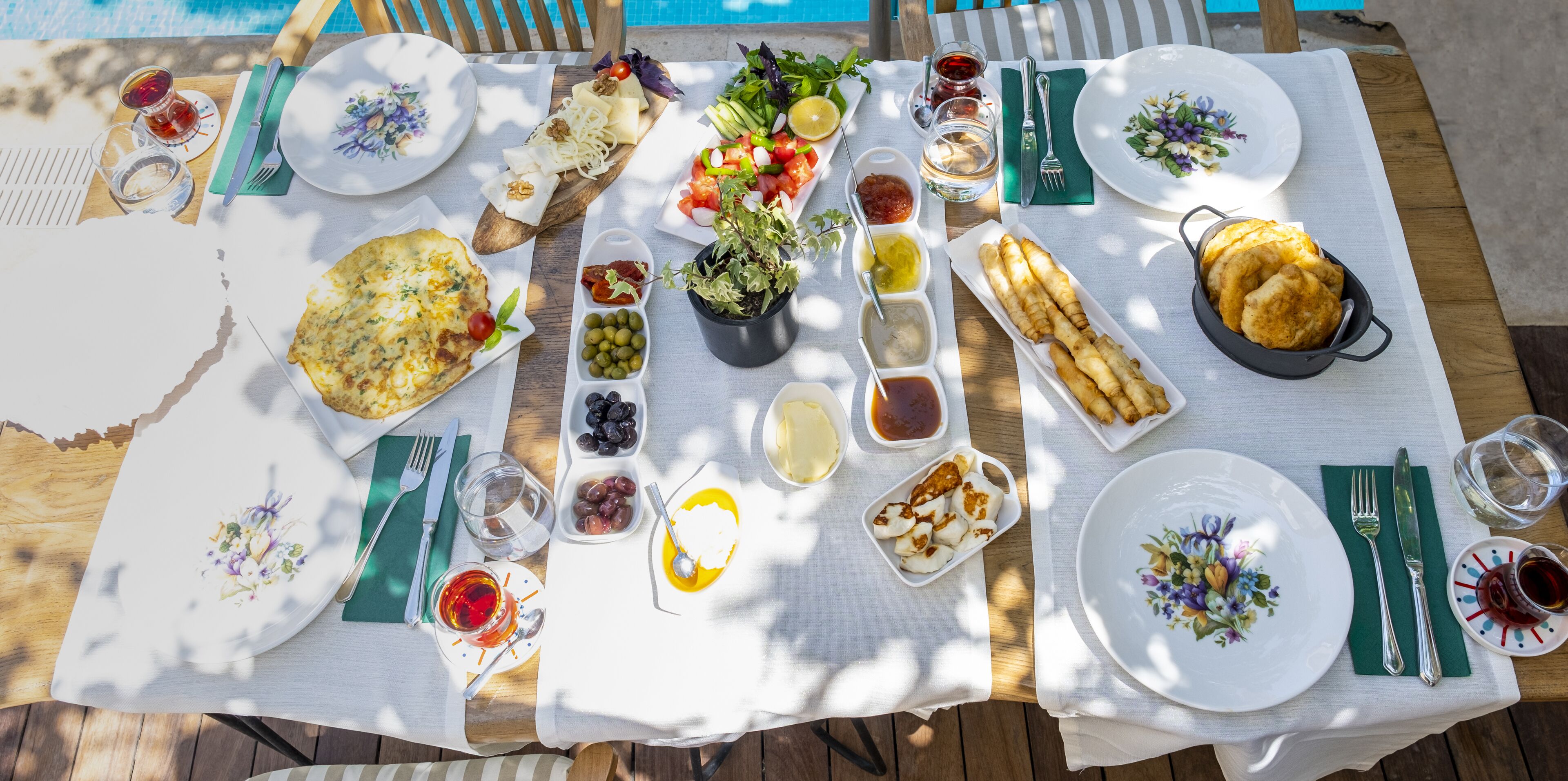 free daily local cuisine breakfast