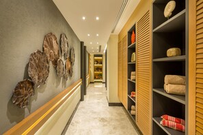 Sauna, hot tub, steam room, Turkish bath/hammam