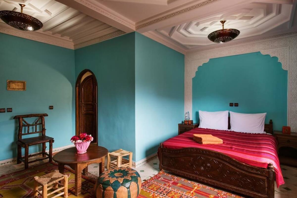 Cunas gratuitas, wifi gratis y ropa de cama