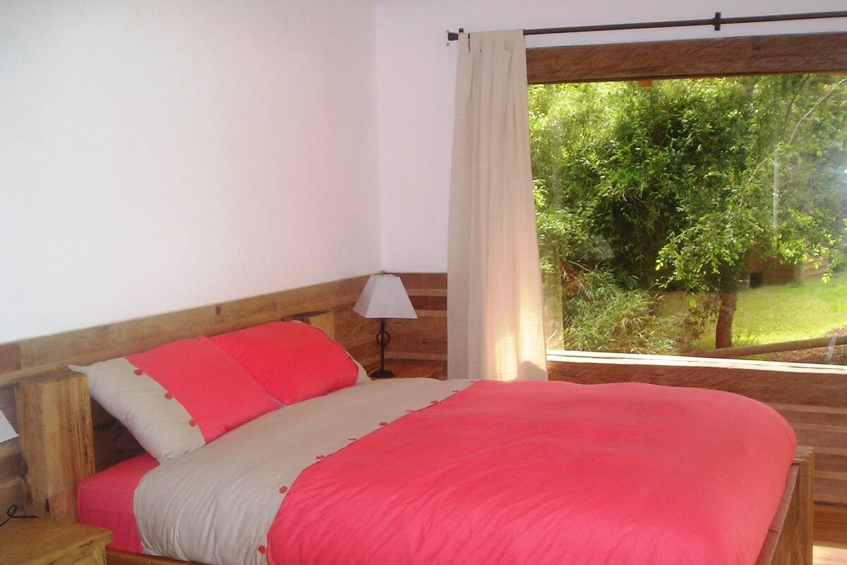 Standard-Ferienhaus, 1 Doppelbett und Schlafsofa, eigenes Bad