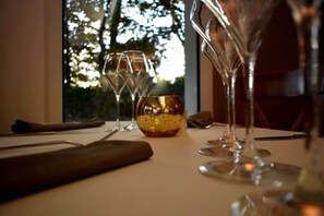 Dining - Hôtel le Relais de la Voie Sacrée (Les Trois-Domaines)