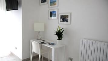 Double or Twin Room | Frette Italian sheets, premium bedding, memory foam beds, in-room safe