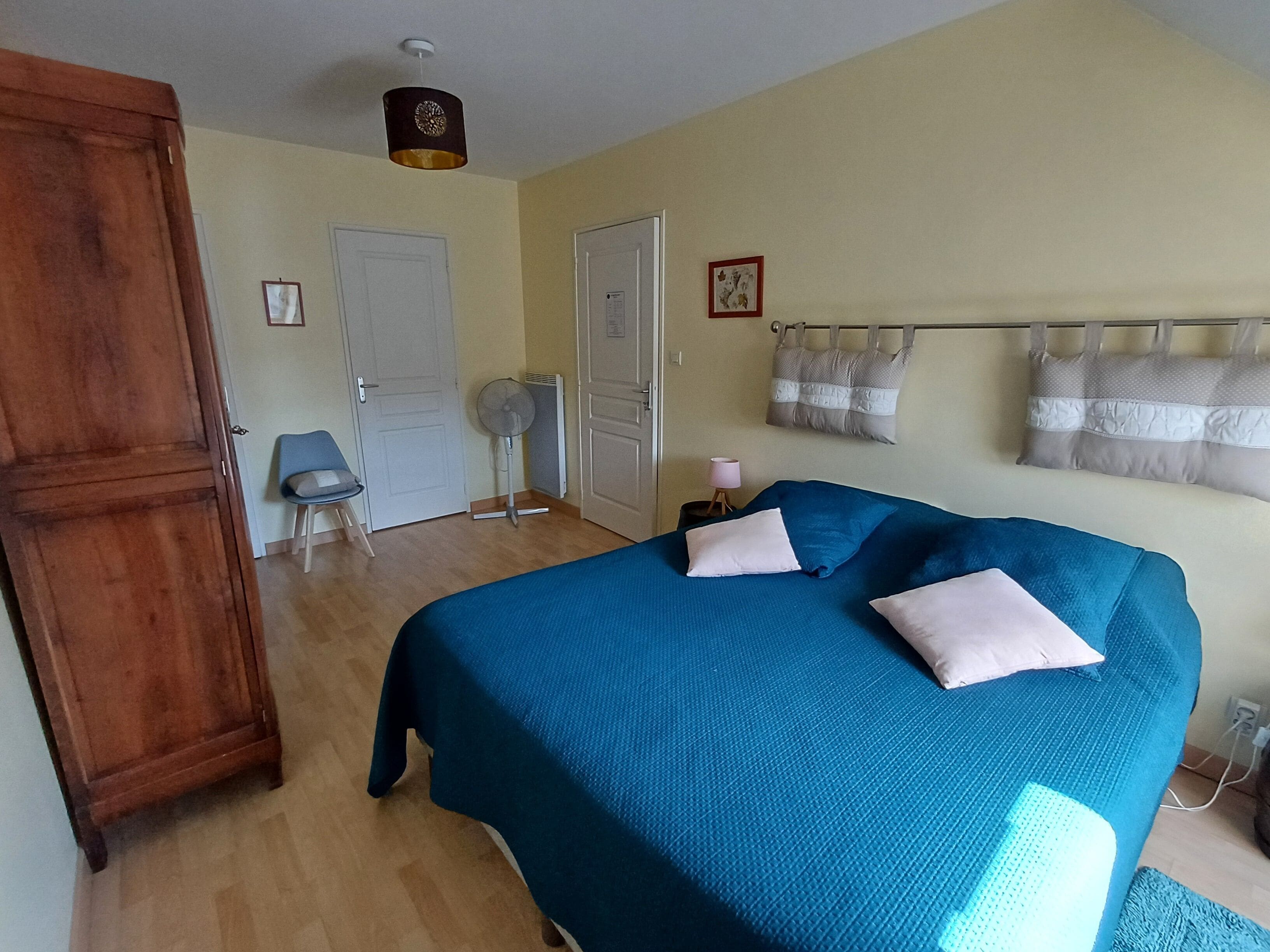 Hochwertige Bettwaren, individuell dekoriert