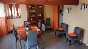 Traditional Cottage, Ensuite | Property entrance