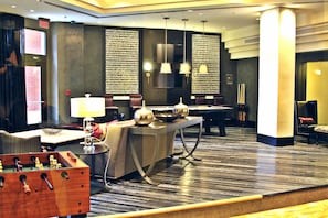 Interior - Weichert Suites at Thomas Circle (Washington)