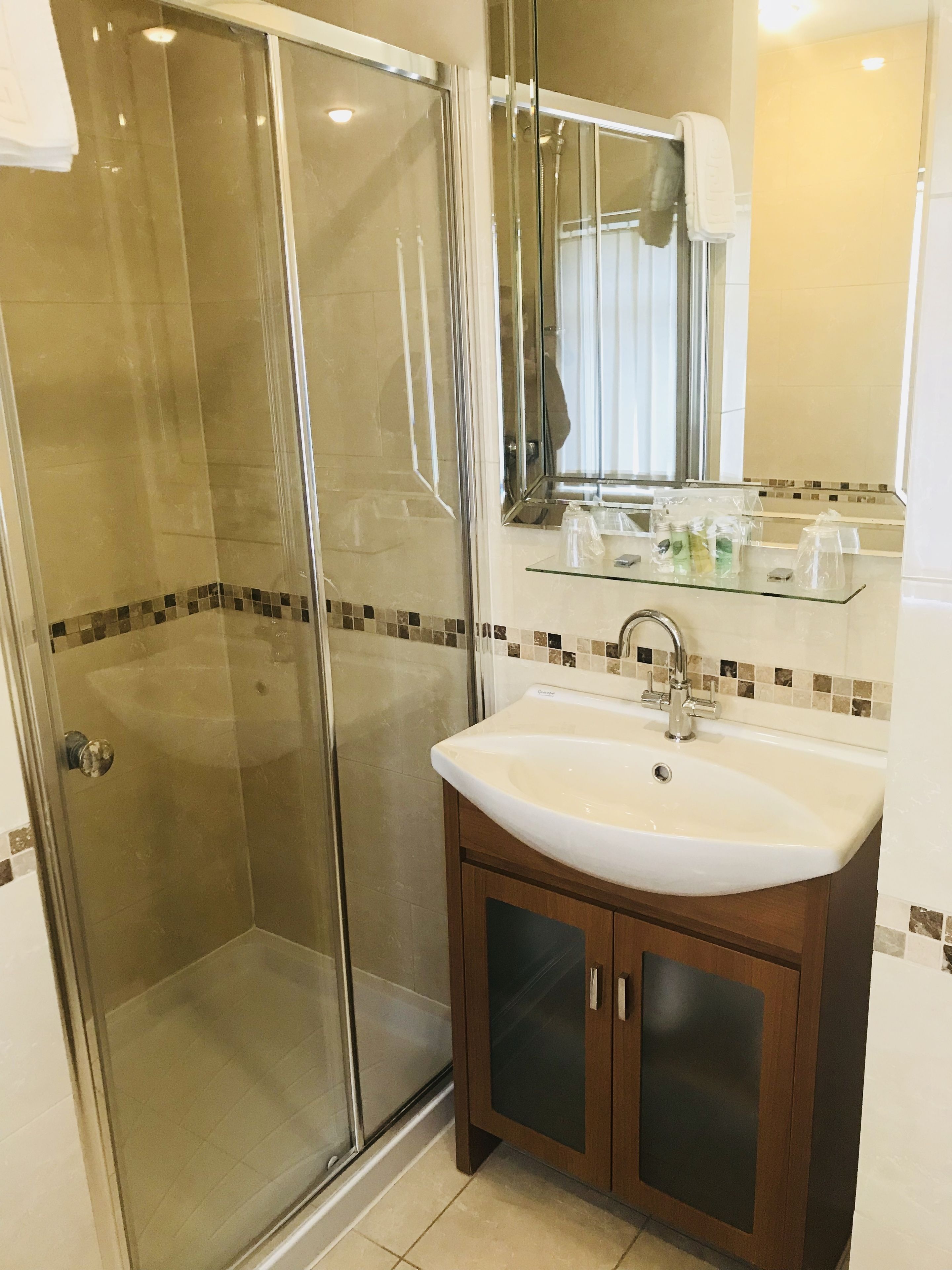 shower, free toiletries, towels