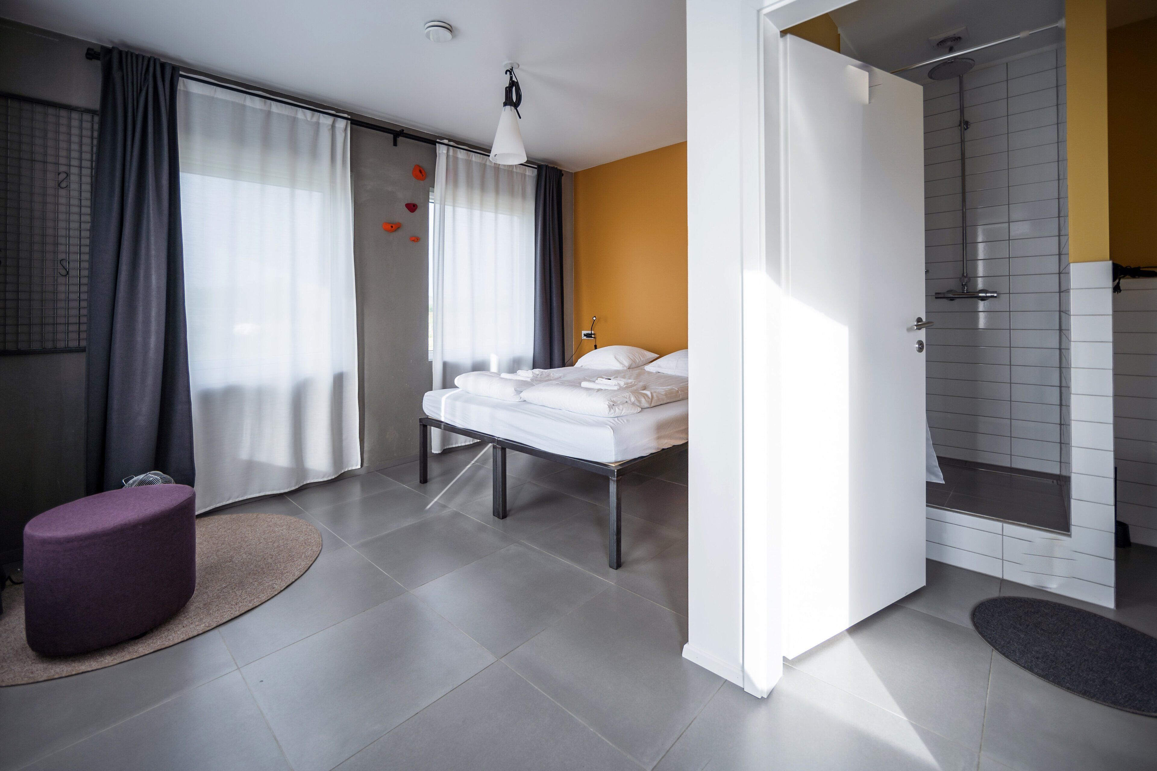 standard double or twin room, private bathroom | 1 bedroom, blackout curtains, free wifi, bed sheets