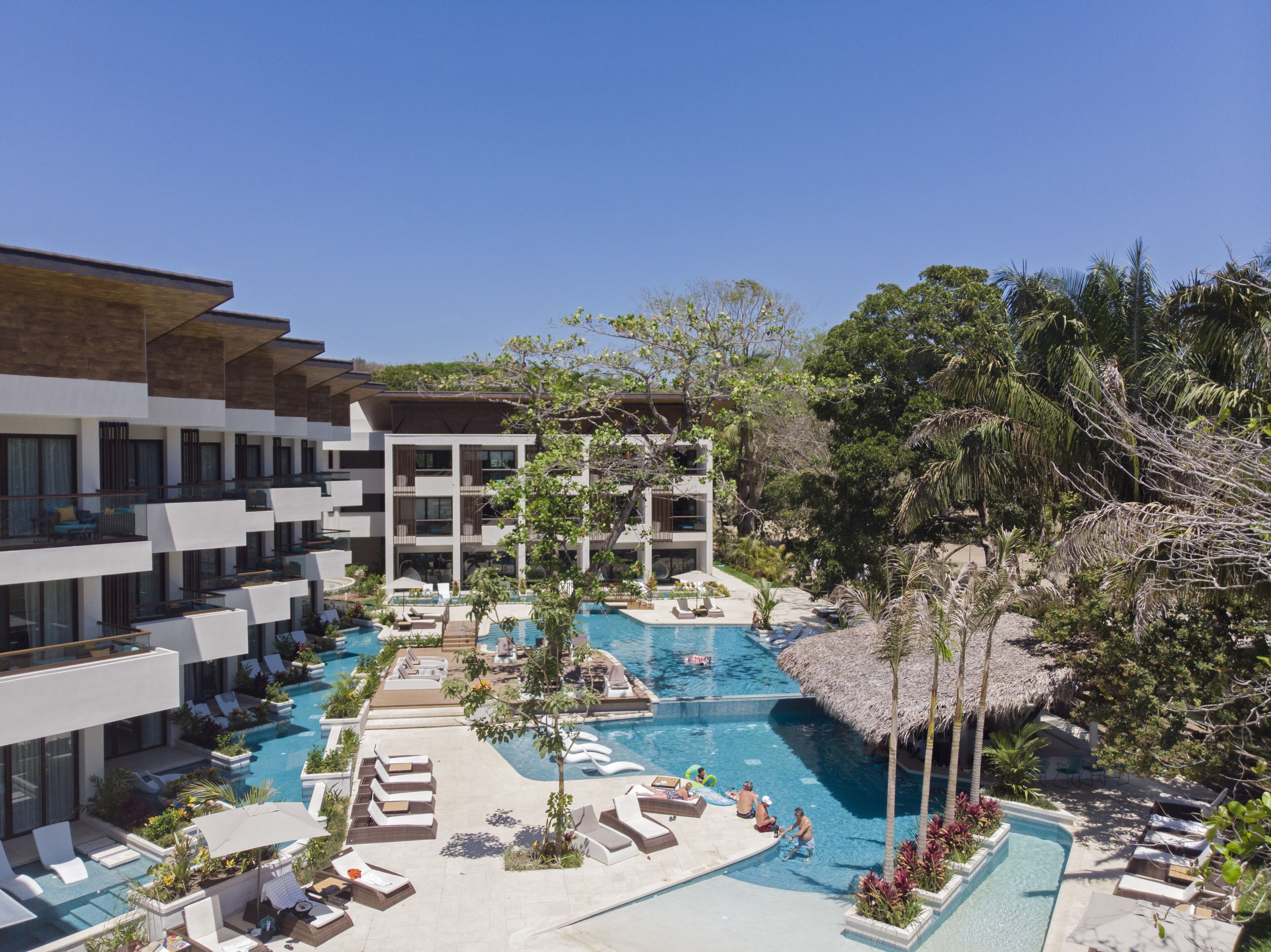 2 outdoor pools
