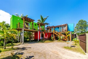 บริเวณภายนอก