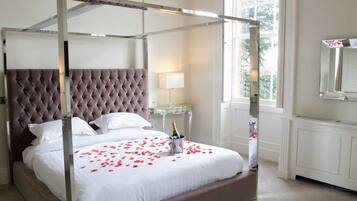 Room service – dining