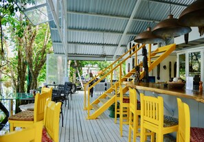 Breakfast, lunch, dinner served; local and international cuisine  - Dreamcatcher Eco Lodge - Adults Only (Livingston)