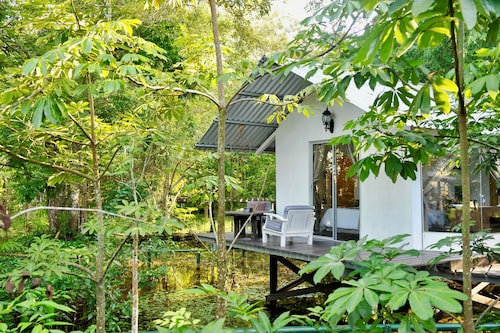 Dreamcatcher Eco Lodge - Adults Only