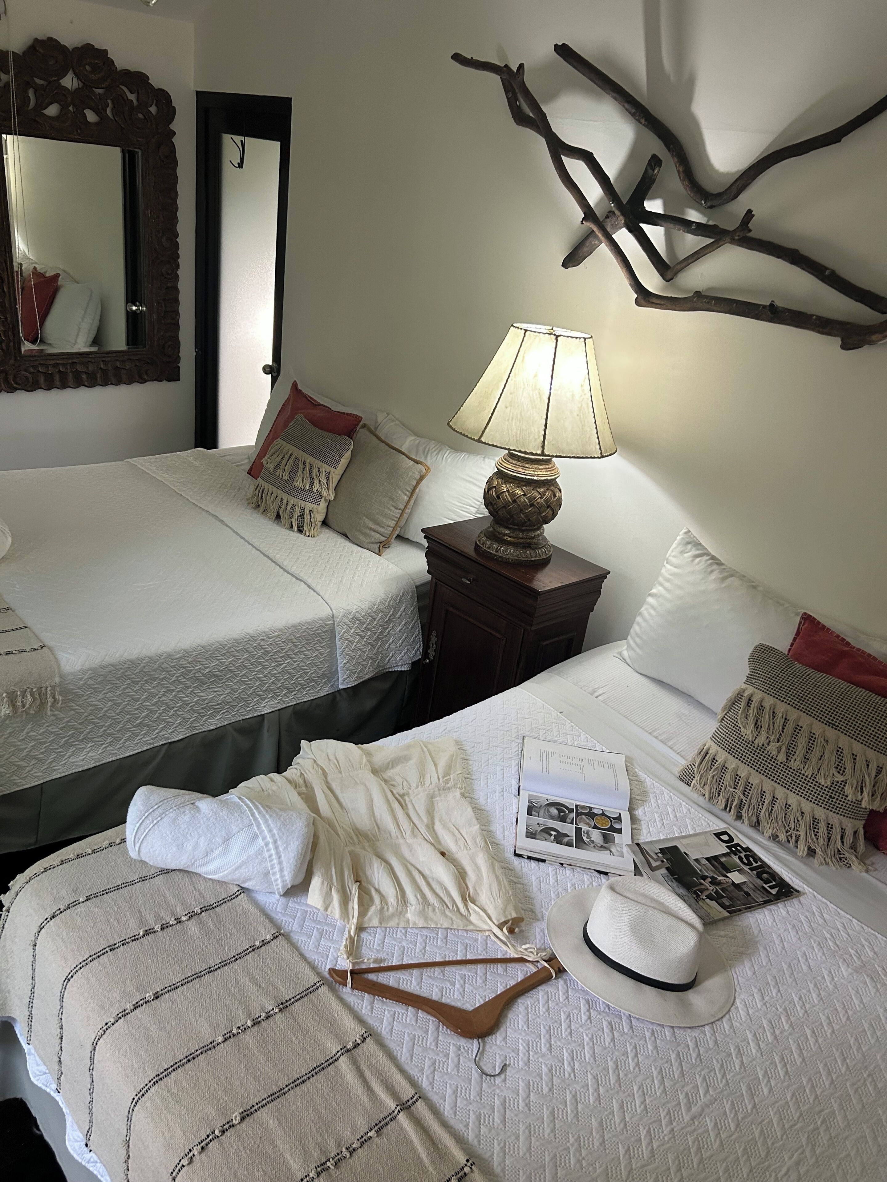 Deluxe Room, Balcony, Partial Lake View | Premium bedding, in-room safe, free WiFi