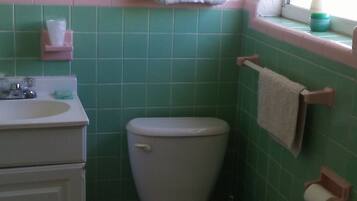 Comfort Room, 2 Double Beds, Accessible, Ocean View | Bathroom | Combined shower/bathtub, towels