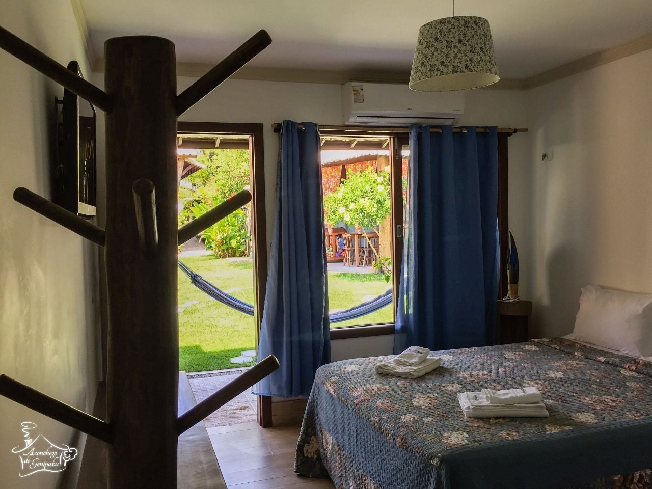 Suite Casal | Minibar, individuell dekoriert, individuell eingerichtet