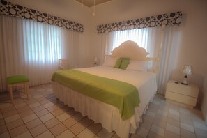 Room, Multiple Bedrooms | 1 bedroom, desk, iron/ironing board, free WiFi