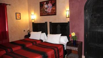 Quarto duplo (Rouge) | 1 quarto, roupas de cama premium, Wi-Fi de cortesia