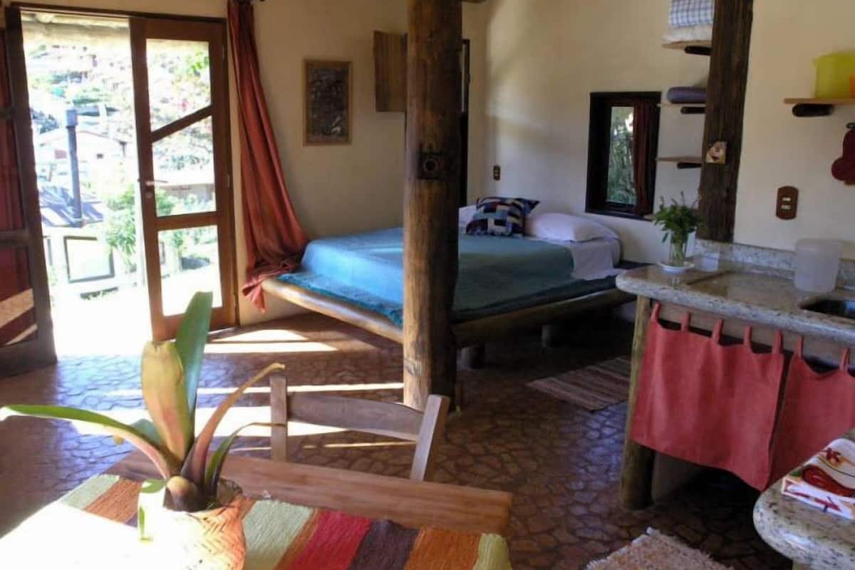Standard Room | Desk, soundproofing, iron/ironing board, free cots/infant beds