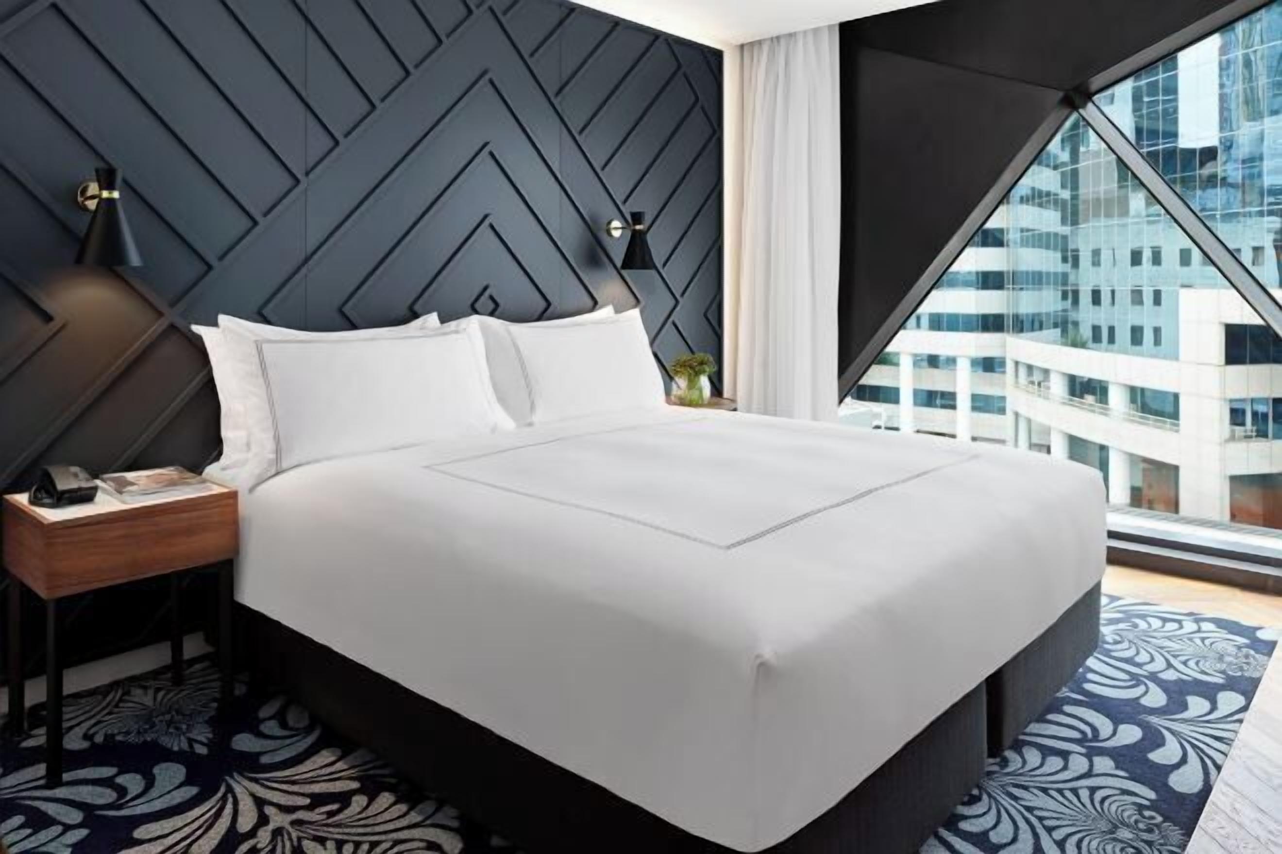 1 dormitorio, ropa de cama de alta calidad, edredones de plumas