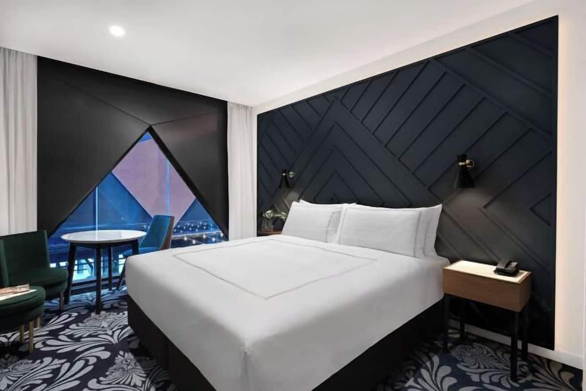 1 bedroom, premium bedding, down comforters, in-room safe