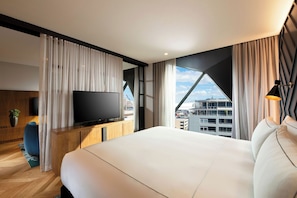 1 bedroom, premium bedding, down comforters, in-room safe - West Hotel Sydney, Curio Collection by Hilton (Sydney)
