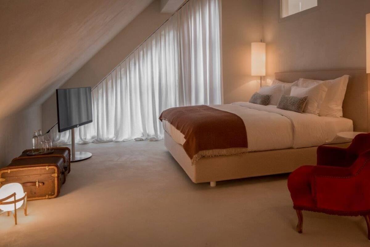 Superior Double Room | WiFi (free), individually furnished