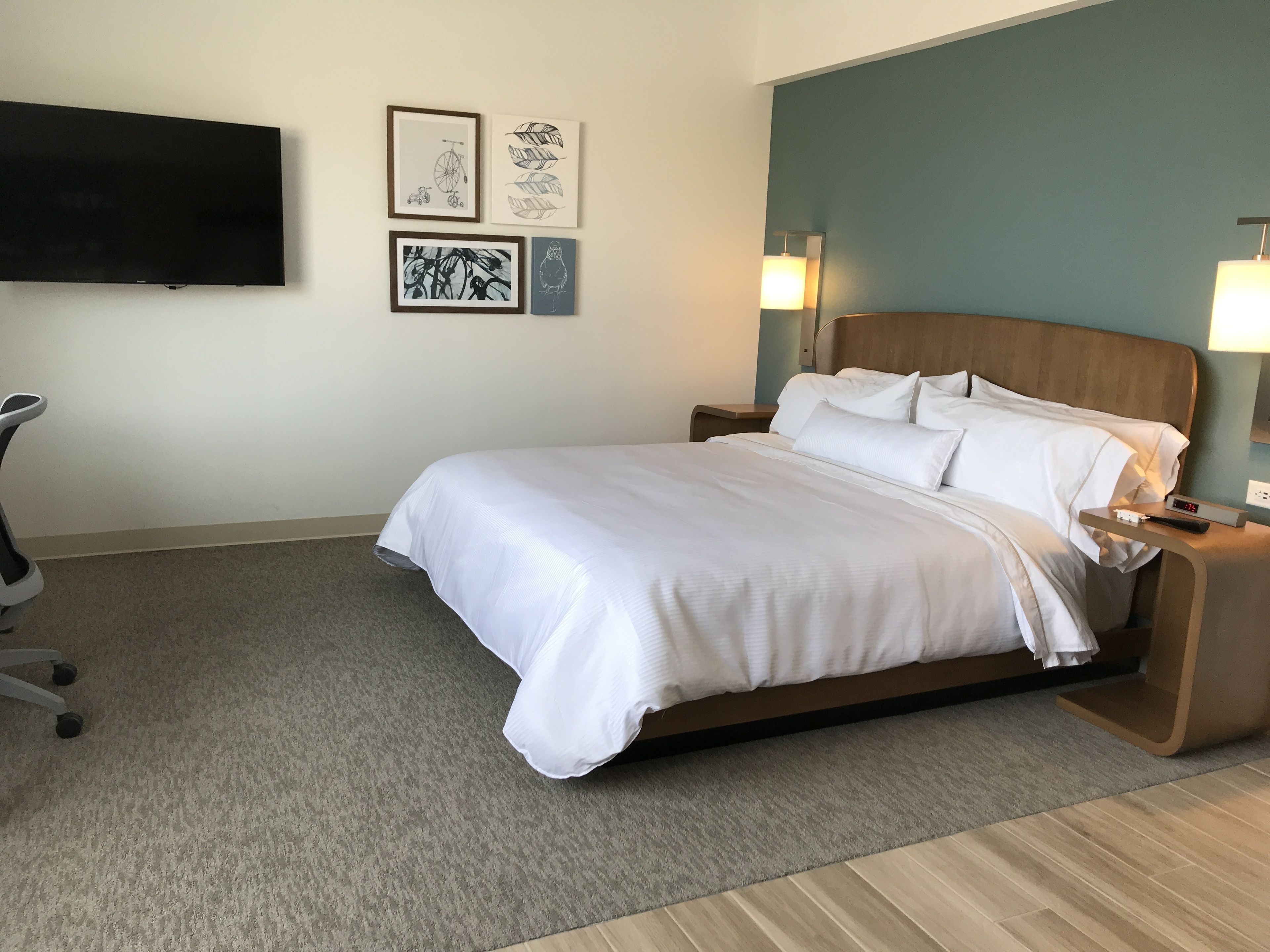 1 bedroom, in-room safe, desk, laptop workspace