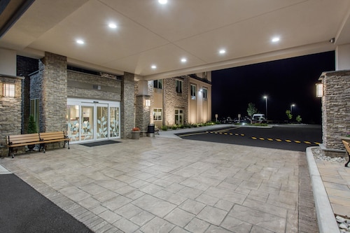 Sleep Inn & Suites Monroe - Woodbury